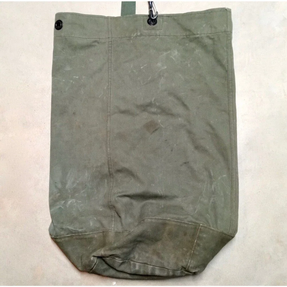 Vintage US Army Top Load Duffel Bag Large Olive Green Duck Canvas Military OD
